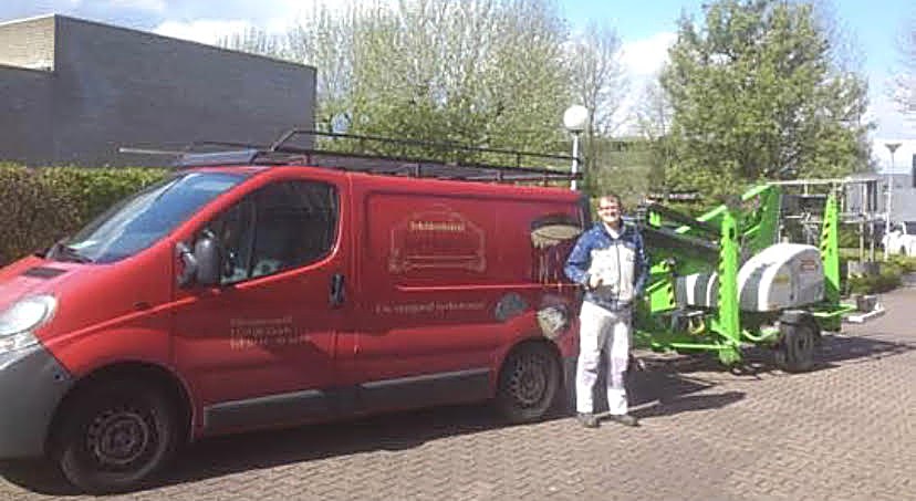 Bedrijfsbus van Schildersbedrijf Kerkdijk